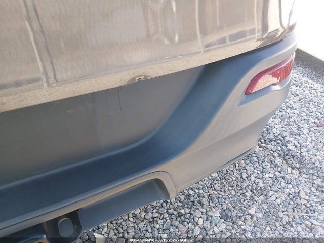 2015 Jeep Cherokee Latitude მანქანა იყიდება აუქციონზე, vin: 1C4PJMCB4FW719497, აუქციონის ნომერი: 45894418