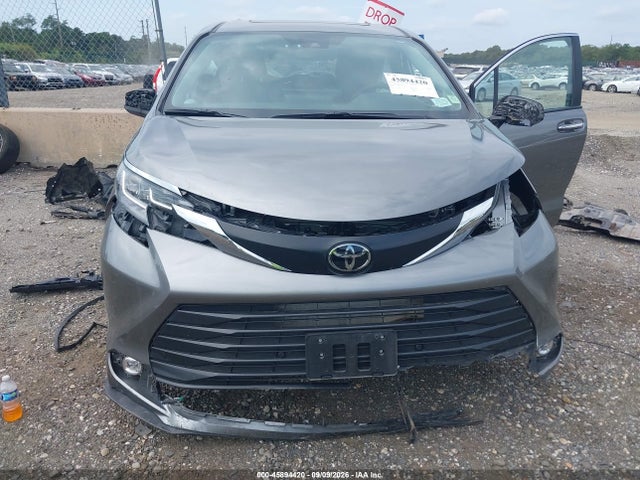 2026 Toyota Sienna Xle მანქანა იყიდება აუქციონზე, vin: 5TDYRKEC1TS302938, აუქციონის ნომერი: 45894420