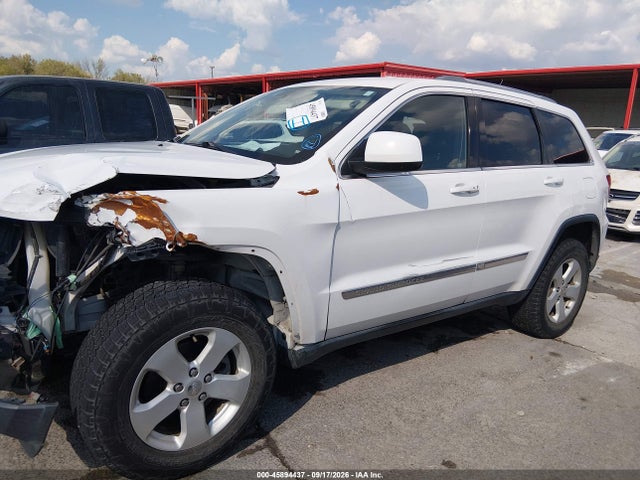 Продаж на аукціоні авто 2013 Jeep Grand Cherokee Laredo, vin: 1C4RJFAGXDC528247, номер лоту: 45894437