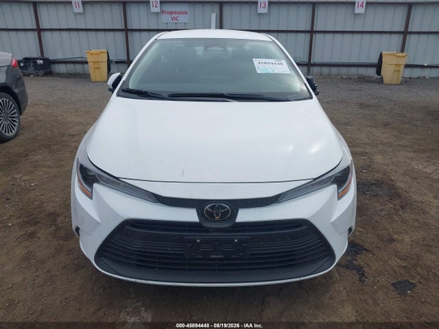 5YFB4MDE6SP295432 Toyota COROLLA LE