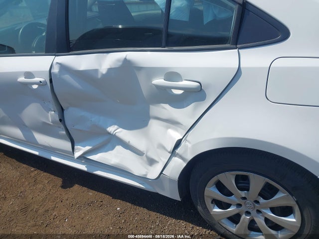 5YFB4MDE6SP295432 Toyota COROLLA LE