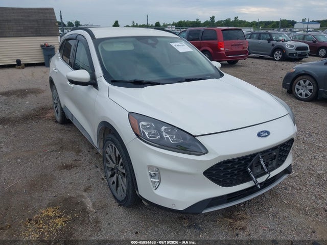 45894468 :رقم المزاد ، 1FMCU9J97LUB08191 vin ، 2020 Ford Escape Titanium مزاد بيع