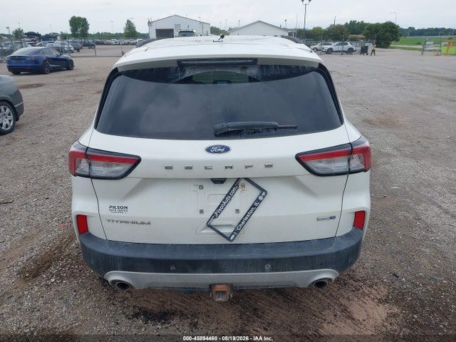 45894468 :رقم المزاد ، 1FMCU9J97LUB08191 vin ، 2020 Ford Escape Titanium مزاد بيع