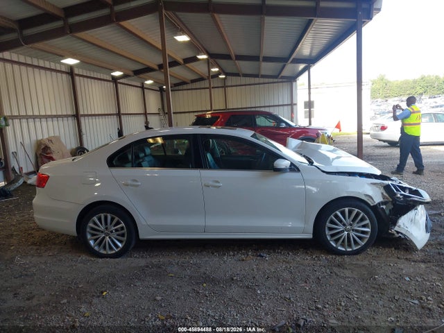 45894488 :رقم المزاد ، 3VWLL7AJ9DM411840 vin ، 2013 Volkswagen Jetta 2.0l Tdi مزاد بيع