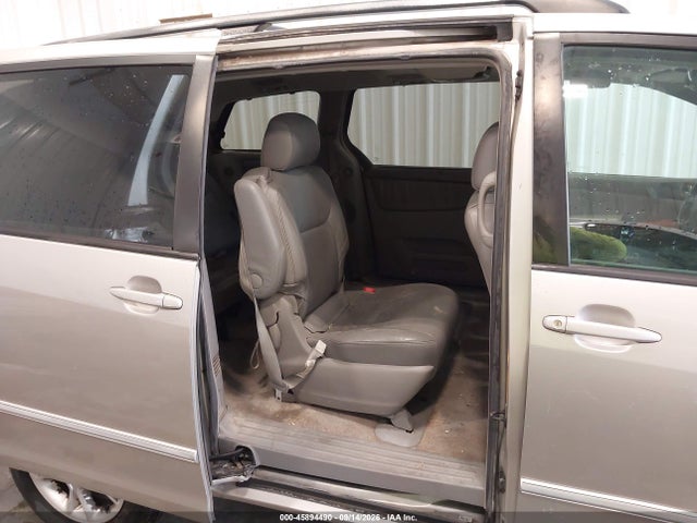 45894490 :رقم المزاد ، 5TDBA22C25S037032 vin ، 2005 Toyota Sienna Xle Limited مزاد بيع
