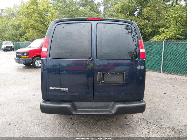 Продажа на аукционе авто 2015 Chevrolet Express 2500 Ls, vin: 1GNWGPFF3F1272997, номер лота: 45894498
