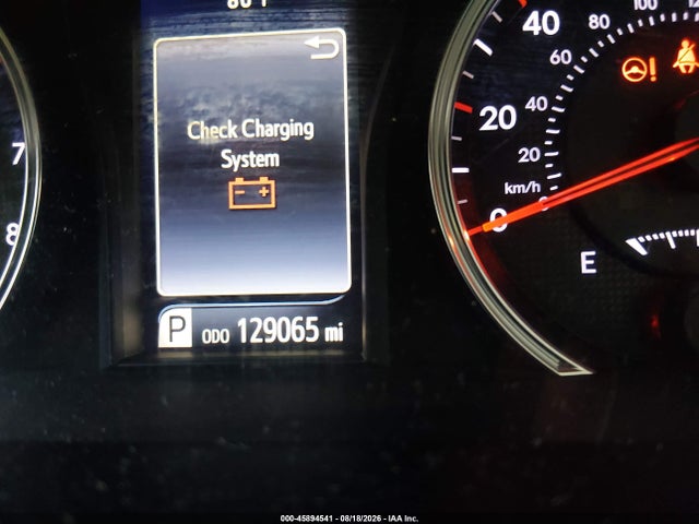 45894541 :رقم المزاد ، 4T1BF1FK4FU110150 vin ، 2015 Toyota Camry Se مزاد بيع