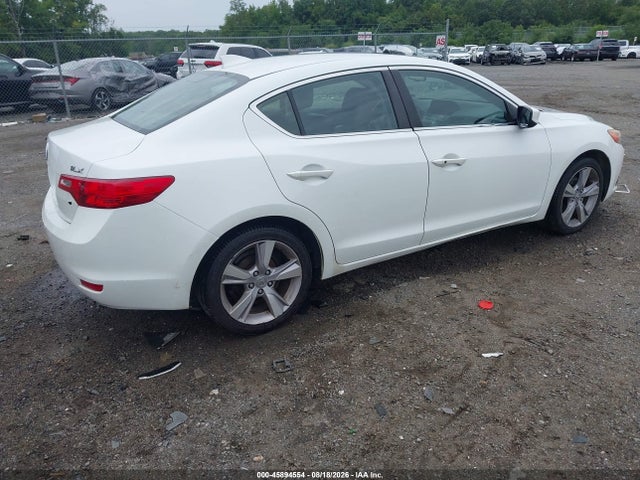 Продажа на аукционе авто 2013 Acura Ilx 2.0l, vin: 19VDE1F57DE011014, номер лота: 45894554