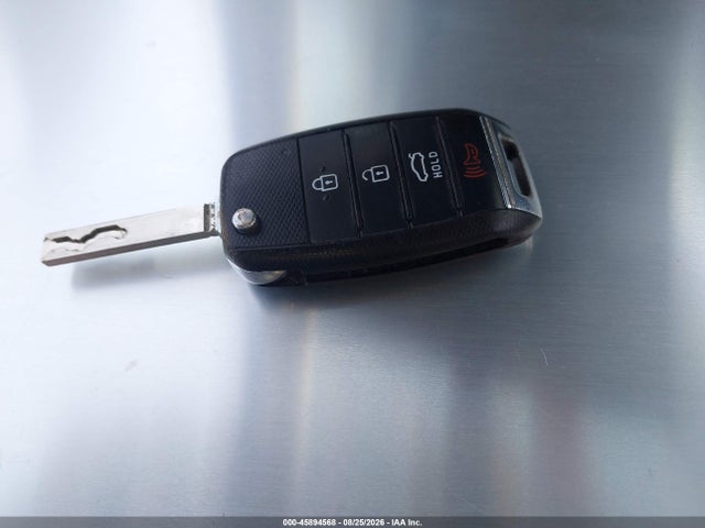 KIA Optima Lx 2016 5XXGT4L35GG061825 Image 11