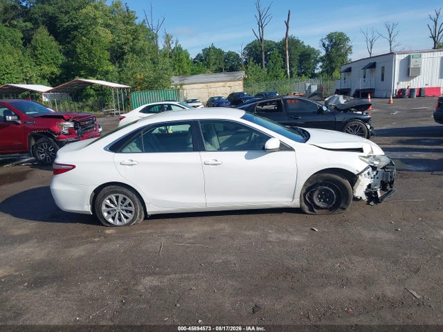 Aukcja sprzedaży 2015 Toyota Camry Le, vin: 4T1BF1FK4FU964829, numer aukcji: 45894573