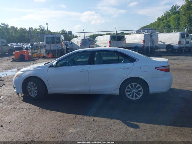 Aukcja sprzedaży 2015 Toyota Camry Le, vin: 4T1BF1FK4FU964829, numer aukcji: 45894573
