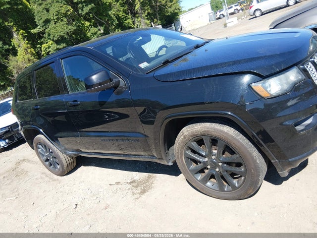 45894584 :رقم المزاد ، 1C4RJFAG8JC287395 vin ، 2018 Jeep Grand Cherokee Altitude 4x4 مزاد بيع