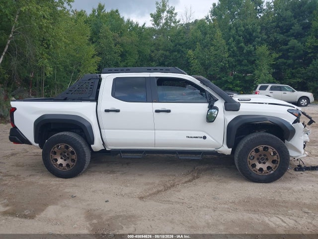 2025 Toyota Tacoma Hybrid Trailhunter მანქანა იყიდება აუქციონზე, vin: 3TYLC5LNXST039157, აუქციონის ნომერი: 45894626