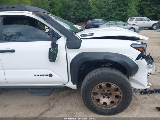 2025 Toyota Tacoma Hybrid Trailhunter მანქანა იყიდება აუქციონზე, vin: 3TYLC5LNXST039157, აუქციონის ნომერი: 45894626