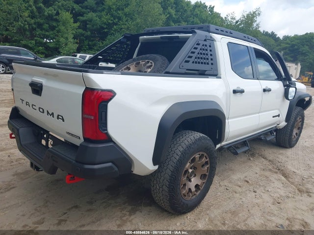 2025 Toyota Tacoma Hybrid Trailhunter მანქანა იყიდება აუქციონზე, vin: 3TYLC5LNXST039157, აუქციონის ნომერი: 45894626
