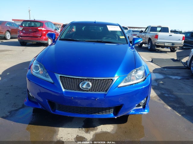 Lexus IS 250C 2015 JTHFF2C22F2533271 Image 12
