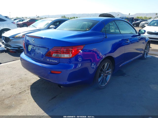 Lexus IS 250C 2015 JTHFF2C22F2533271 Image 4