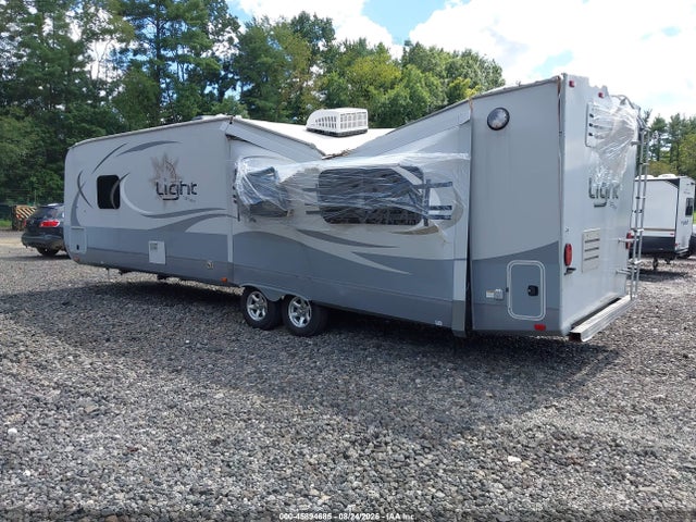 Продажа на аукционе авто 2016 Highland Ridge Light Series M-282rk, vin: 58TTX3629G2024276, номер лота: 45894685