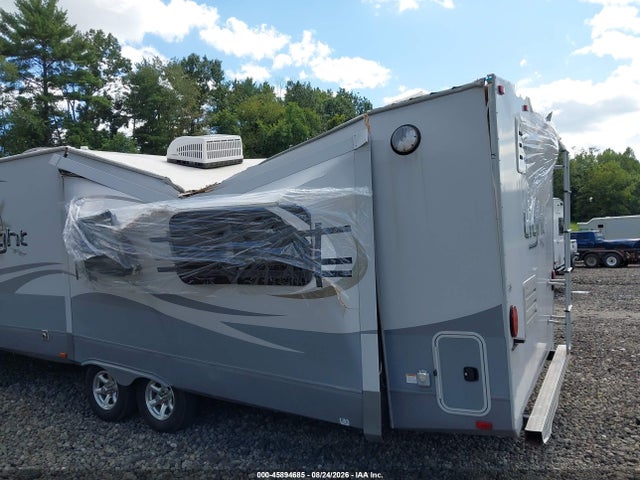 Продажа на аукционе авто 2016 Highland Ridge Light Series M-282rk, vin: 58TTX3629G2024276, номер лота: 45894685