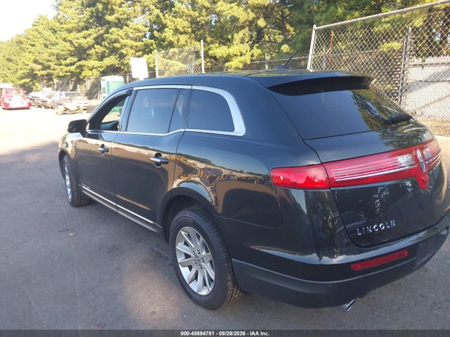 2015 Lincoln Mkt Livery მანქანა იყიდება აუქციონზე, vin: 2LMHJ5NK4FBL03362, აუქციონის ნომერი: 45894781
