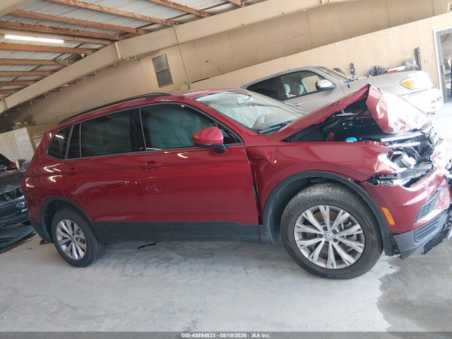 2018 Volkswagen Tiguan 2.0t S მანქანა იყიდება აუქციონზე, vin: 3VV1B7AX9JM104330, აუქციონის ნომერი: 45894833