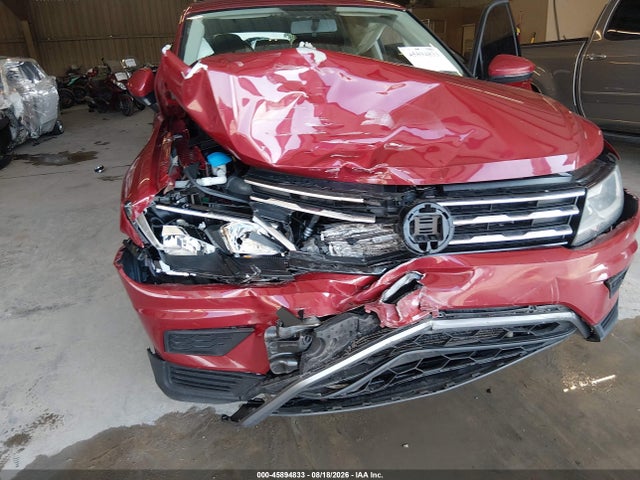 2018 Volkswagen Tiguan 2.0t S მანქანა იყიდება აუქციონზე, vin: 3VV1B7AX9JM104330, აუქციონის ნომერი: 45894833