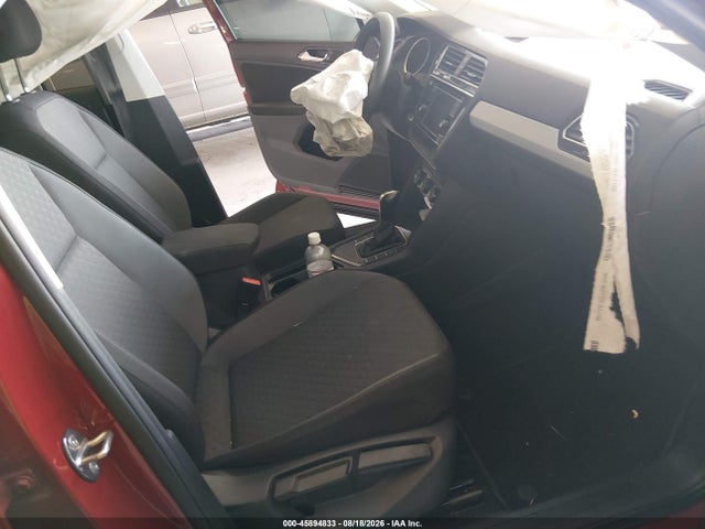 2018 Volkswagen Tiguan 2.0t S მანქანა იყიდება აუქციონზე, vin: 3VV1B7AX9JM104330, აუქციონის ნომერი: 45894833