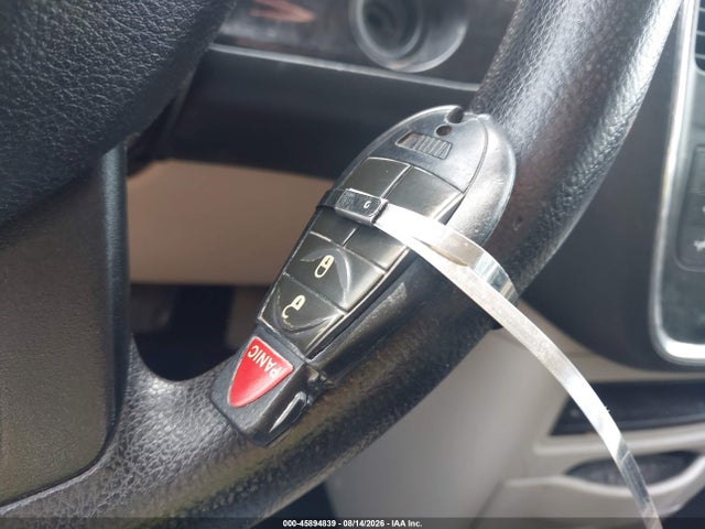 Продажа на аукционе авто 2015 Dodge Grand Caravan American Value Pkg, vin: 2C4RDGBG0FR670869, номер лота: 45894839
