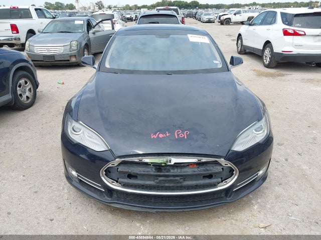 45894844 :رقم المزاد ، 5YJSA1DP6DFP13107 vin ، 2013 Tesla Model S Performance مزاد بيع