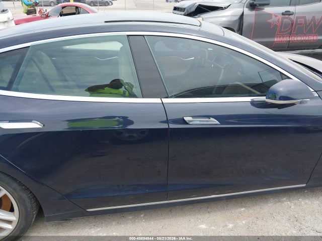 45894844 :رقم المزاد ، 5YJSA1DP6DFP13107 vin ، 2013 Tesla Model S Performance مزاد بيع