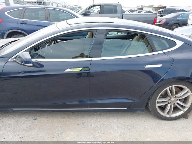45894844 :رقم المزاد ، 5YJSA1DP6DFP13107 vin ، 2013 Tesla Model S Performance مزاد بيع
