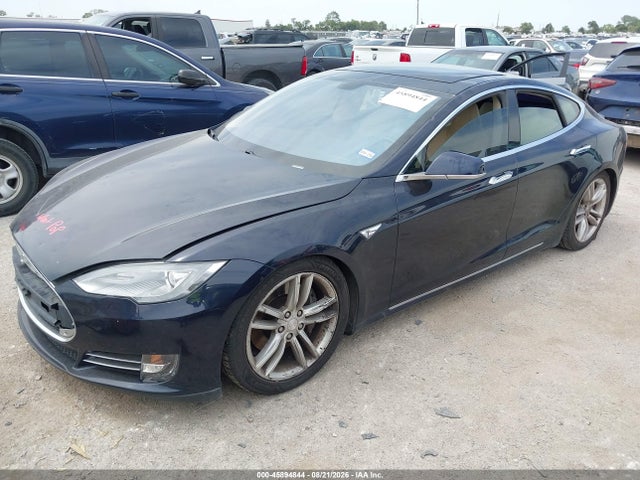 45894844 :رقم المزاد ، 5YJSA1DP6DFP13107 vin ، 2013 Tesla Model S Performance مزاد بيع