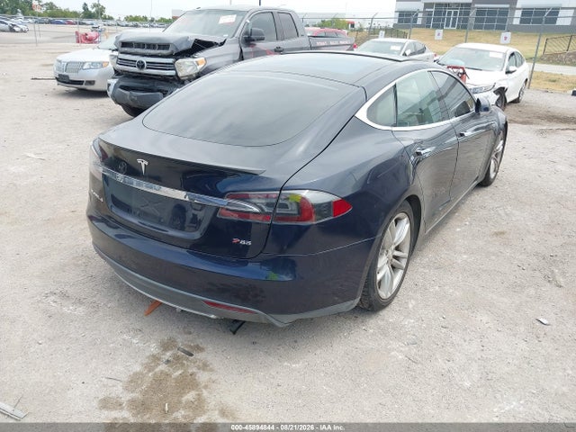 45894844 :رقم المزاد ، 5YJSA1DP6DFP13107 vin ، 2013 Tesla Model S Performance مزاد بيع