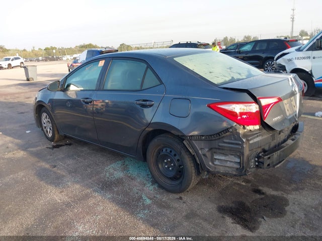 Продажа на аукционе авто 2018 Toyota Corolla Le, vin: 5YFBURHE8JP852556, номер лота: 45894848