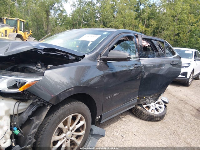 2018 Chevrolet Equinox Lt მანქანა იყიდება აუქციონზე, vin: 2GNAXJEV8J6115973, აუქციონის ნომერი: 45894860