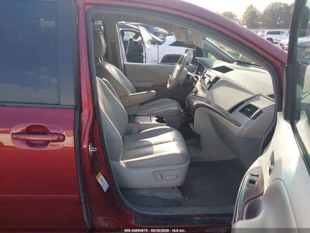 2012 Toyota Sienna Xle V6 8 Passenger მანქანა იყიდება აუქციონზე, vin: 5TDYK3DC8CS263115, აუქციონის ნომერი: 45894878