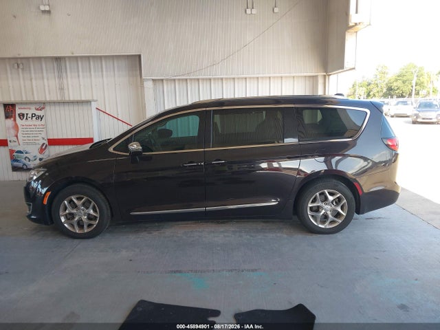 45894901 :رقم المزاد ، 2C4RC1GG1HR753691 vin ، 2017 Chrysler Pacifica Limited مزاد بيع