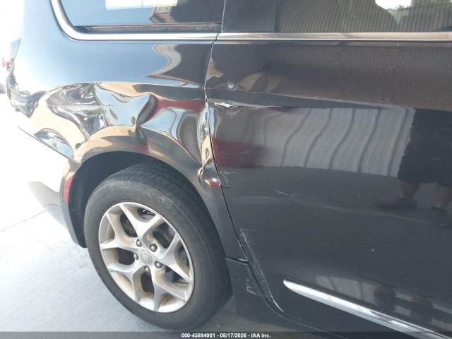 45894901 :رقم المزاد ، 2C4RC1GG1HR753691 vin ، 2017 Chrysler Pacifica Limited مزاد بيع