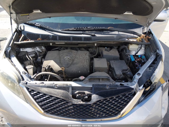 Продажа на аукционе авто 2017 Toyota Sienna Se 8 Passenger, vin: 5TDXZ3DC4HS840253, номер лота: 45894923