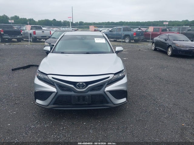 2022 Toyota Camry Se მანქანა იყიდება აუქციონზე, vin: 4T1G11AK3NU699251, აუქციონის ნომერი: 45894935