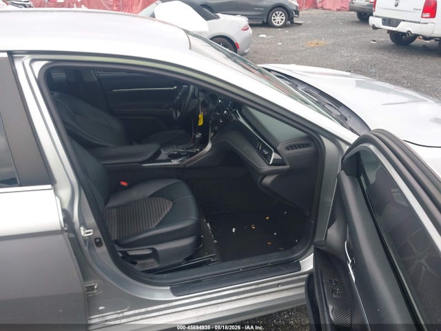 2022 Toyota Camry Se მანქანა იყიდება აუქციონზე, vin: 4T1G11AK3NU699251, აუქციონის ნომერი: 45894935