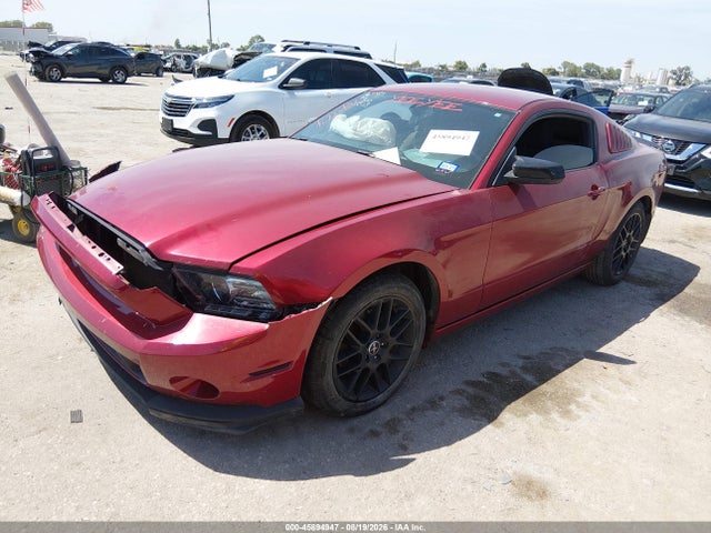 Продаж на аукціоні авто 2014 Ford Mustang V6, vin: 1ZVBP8AM3E5284462, номер лоту: 45894947
