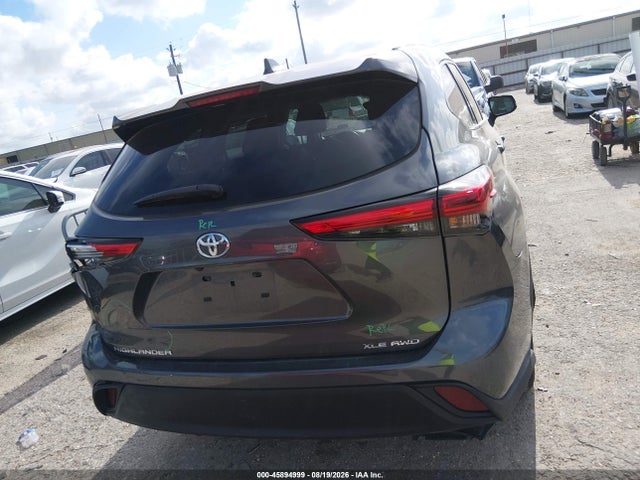 2022 Toyota Highlander Xle მანქანა იყიდება აუქციონზე, vin: 5TDGZRBH2NS211877, აუქციონის ნომერი: 45894999