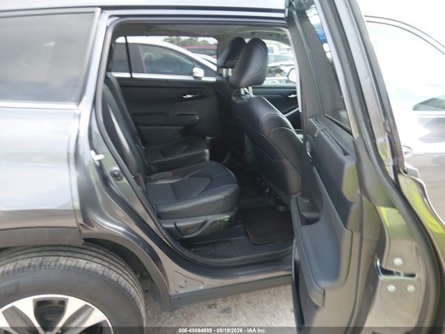 2022 Toyota Highlander Xle მანქანა იყიდება აუქციონზე, vin: 5TDGZRBH2NS211877, აუქციონის ნომერი: 45894999