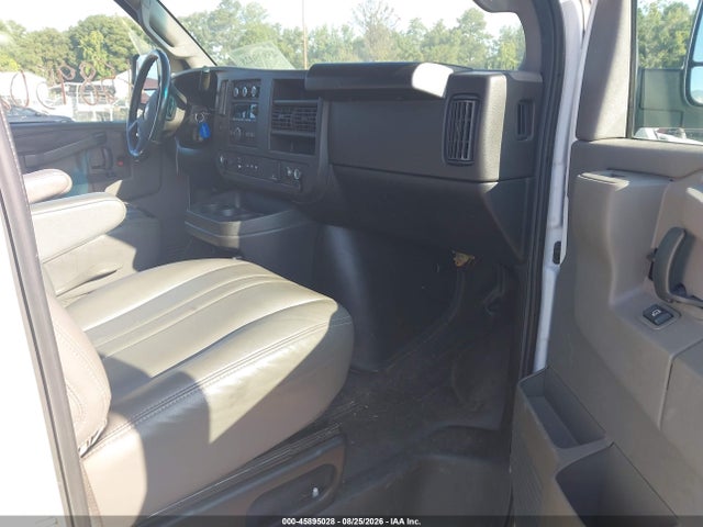 1GCWGAF74N1179466 Chevrolet Express Cargo Rwd 2500 Regular Wheelbase Wt