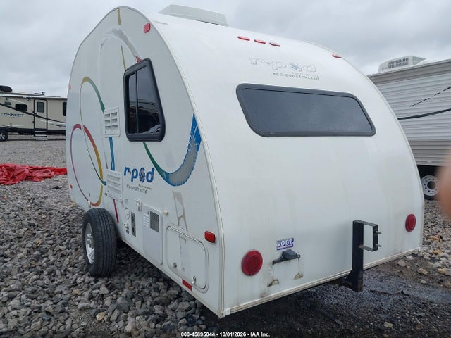 45895044 :رقم المزاد ، 4X4TRP713AL006007 vin ، 2010 Forest River R-pod M-172 مزاد بيع