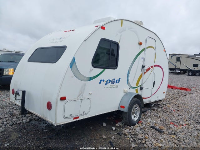 45895044 :رقم المزاد ، 4X4TRP713AL006007 vin ، 2010 Forest River R-pod M-172 مزاد بيع