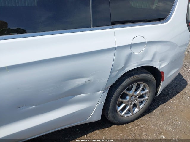 Chrysler Pacifica Select 2025 2C4RC1BG6SR581639 Image 18