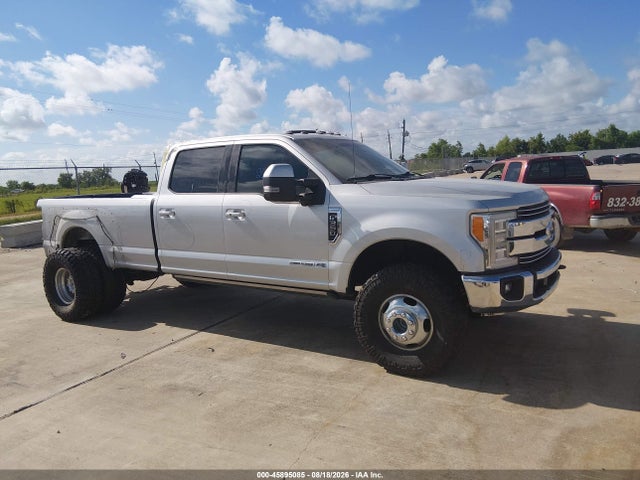 1FT8W3DT0JEB19226 Ford F-350 Lariat