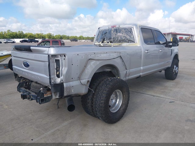 1FT8W3DT0JEB19226 Ford F-350 Lariat